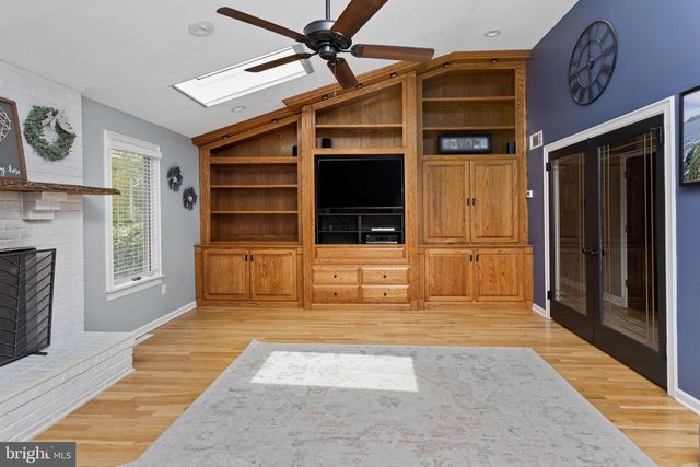 33 E ACRES DR, Hamilton, NJ 08620