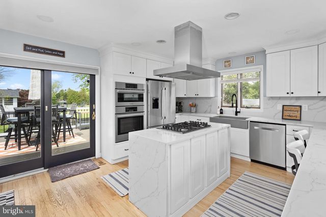 33 E ACRES DR, Hamilton, NJ 08620