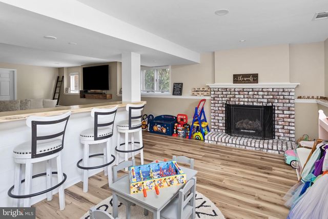 33 E ACRES DR, Hamilton, NJ 08620