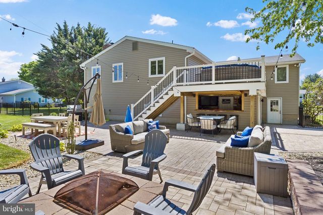 33 E ACRES DR, Hamilton, NJ 08620