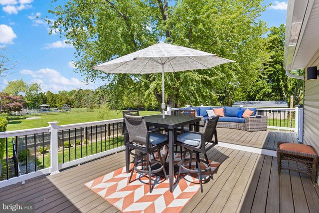33 E ACRES DR, Hamilton, NJ 08620