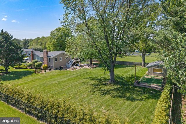 33 E ACRES DR, Hamilton, NJ 08620