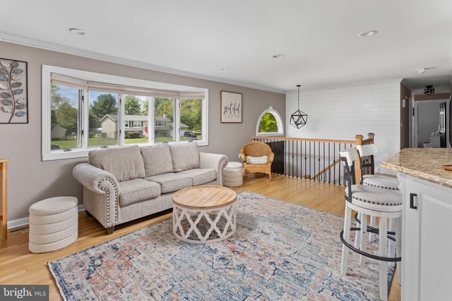 33 E ACRES DR, Hamilton, NJ 08620