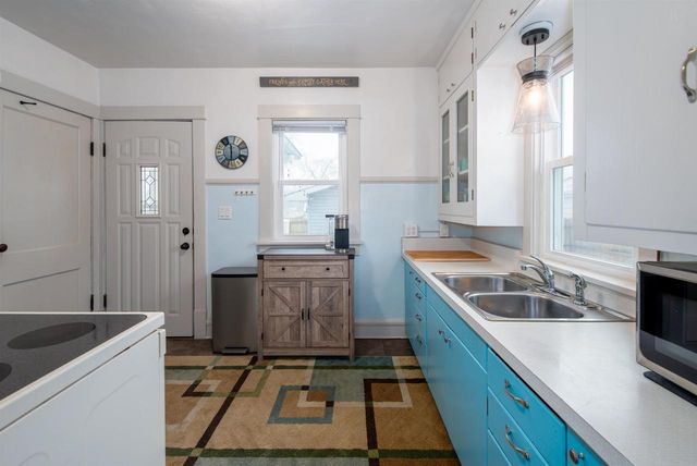 805 7TH STREET, Menasha, WI 54952