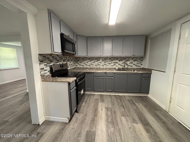 9454 CAMPUS Avenue, Jacksonville, FL 32208