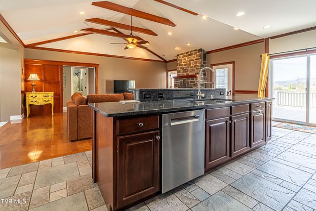 625 Northwest Locust Street, Abingdon, VA 24210