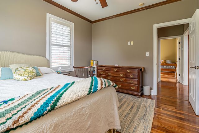 625 Northwest Locust Street, Abingdon, VA 24210