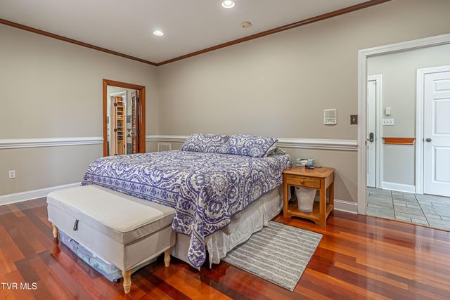 625 Northwest Locust Street, Abingdon, VA 24210