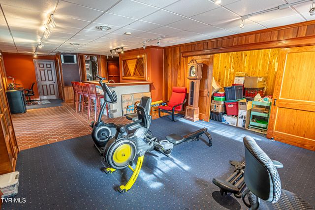 625 Northwest Locust Street, Abingdon, VA 24210