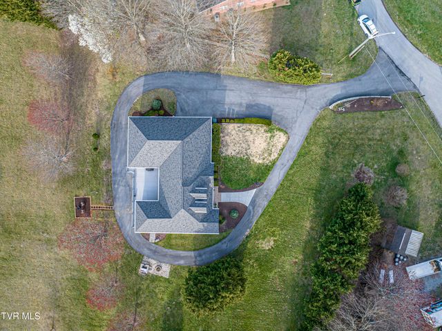 625 Northwest Locust Street, Abingdon, VA 24210