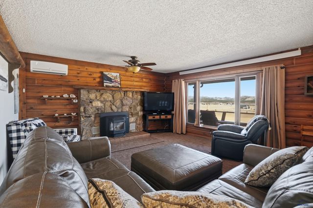 923 PARK AVE, Custer, SD 57730