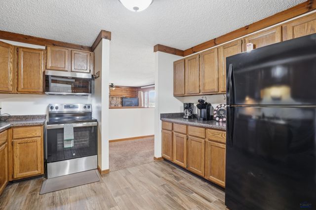 923 PARK AVE, Custer, SD 57730