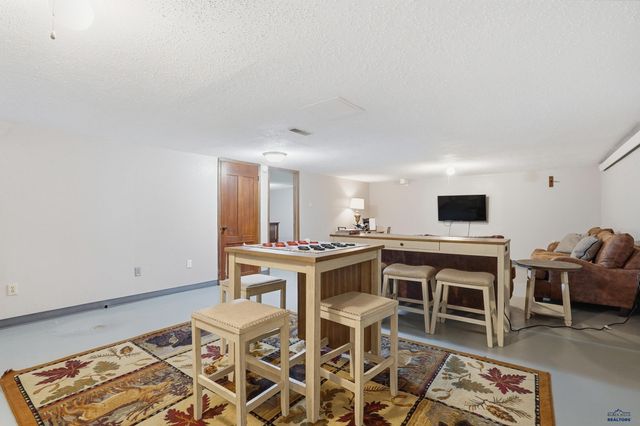 923 PARK AVE, Custer, SD 57730