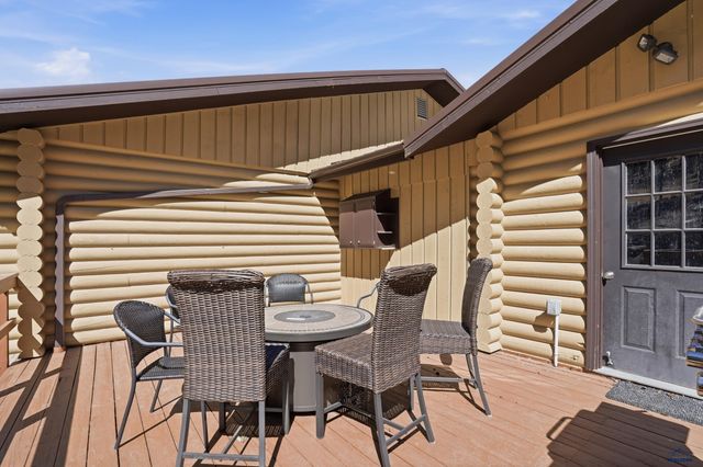 923 PARK AVE, Custer, SD 57730