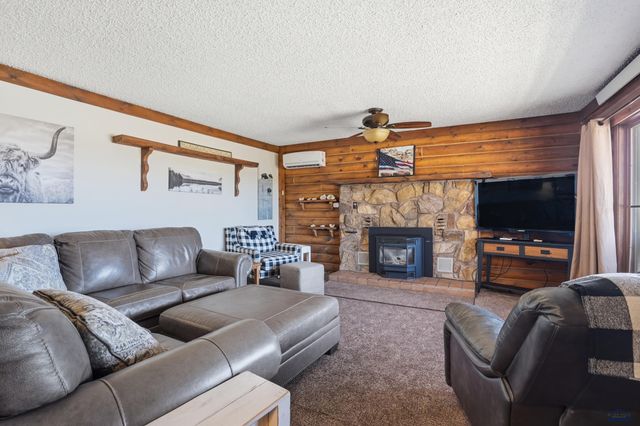 923 PARK AVE, Custer, SD 57730