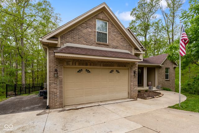 151 Hilltop Lane, Nashville, IN 47448