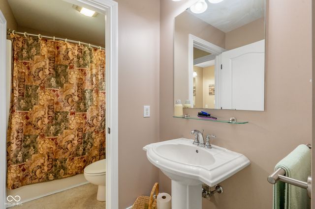 151 Hilltop Lane, Nashville, IN 47448