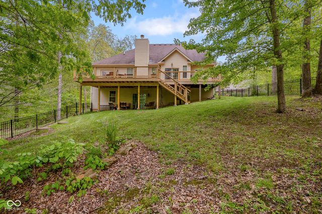 151 Hilltop Lane, Nashville, IN 47448