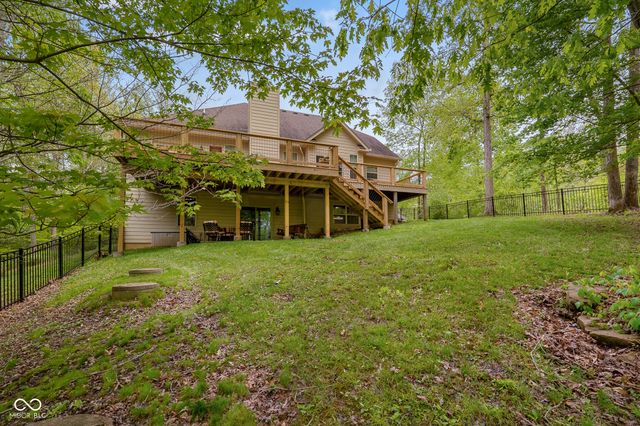 151 Hilltop Lane, Nashville, IN 47448
