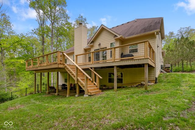 151 Hilltop Lane, Nashville, IN 47448