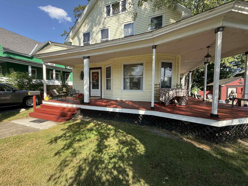27 Franklin Street, Barre City, VT 05641