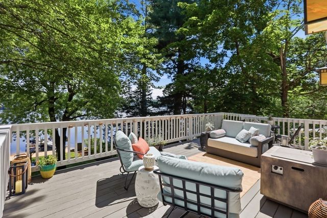 89 Dunstable, Westford, MA 01886