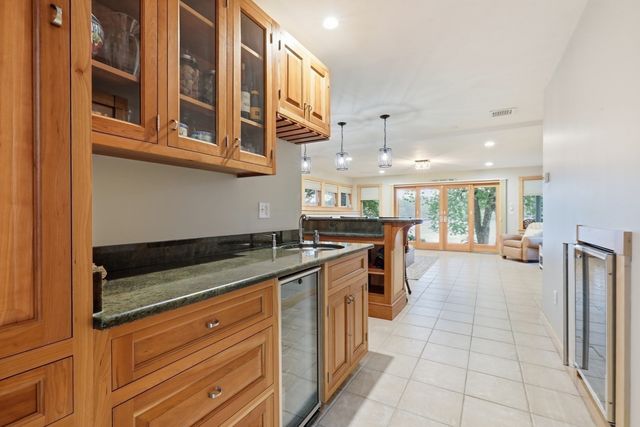 89 Dunstable, Westford, MA 01886