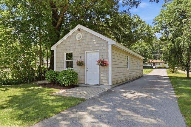 89 Dunstable, Westford, MA 01886
