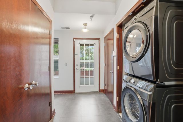 312 E 18th Street, Minneapolis, MN 55404