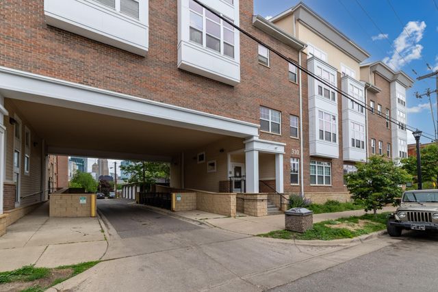 312 E 18th Street, Minneapolis, MN 55404