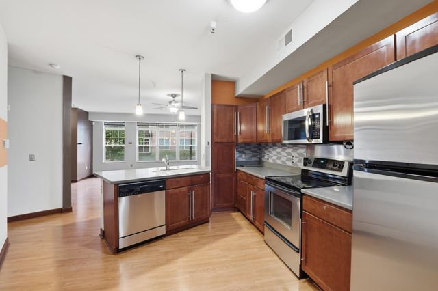 312 E 18th Street, Minneapolis, MN 55404