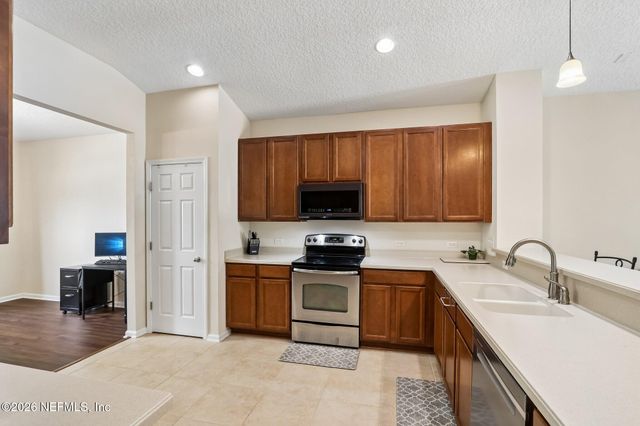 3331 SPRING VALLEY Court, Green Cove Springs, FL 32043