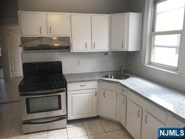 272-274 Wainwright Street, Newark, NJ 07112