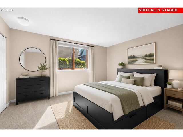 15015 Ne SACRAMENTO St 49, Portland, OR 97230
