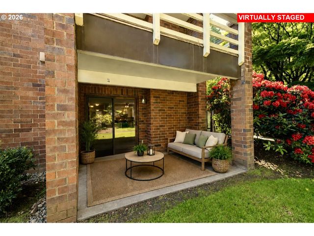 15015 Ne SACRAMENTO St 49, Portland, OR 97230
