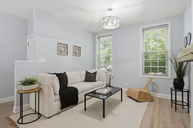 1457 W Fry Street 1, Chicago, IL 60642