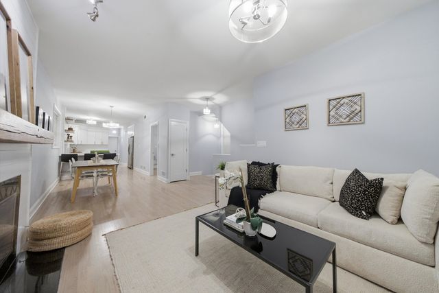 1457 W Fry Street 1, Chicago, IL 60642