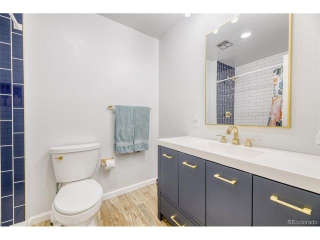 4521 W Ponds Cir, Littleton, CO 80123