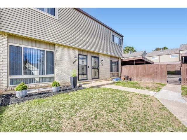 4521 W Ponds Cir, Littleton, CO 80123