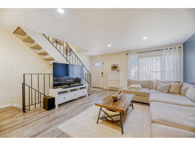 4521 W Ponds Cir, Littleton, CO 80123