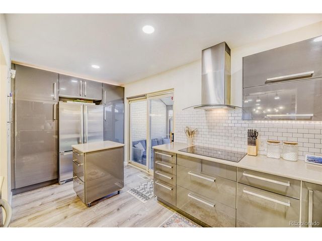 4521 W Ponds Cir, Littleton, CO 80123