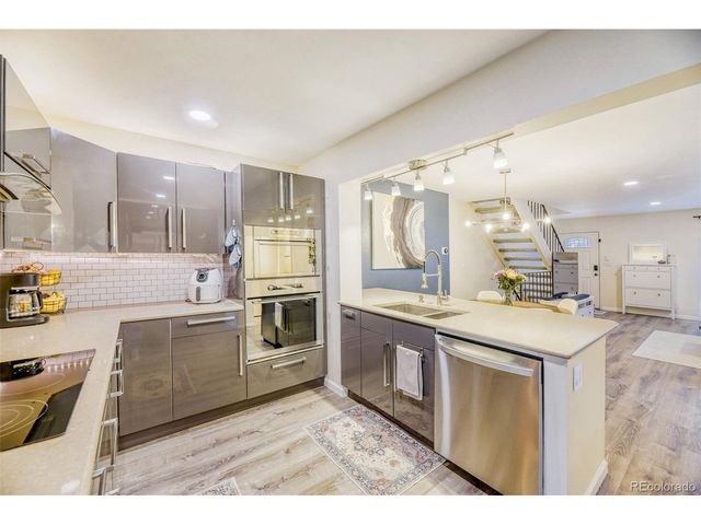 4521 W Ponds Cir, Littleton, CO 80123