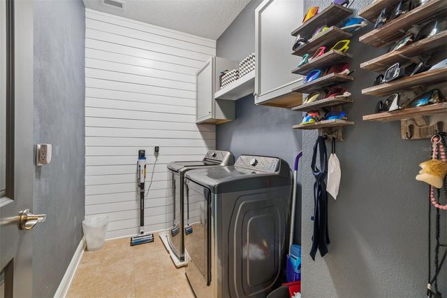 4051 MELLON DRIVE, Odessa, FL 33556