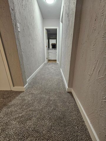 1939 Long Lake Road, New Brighton, MN 55112