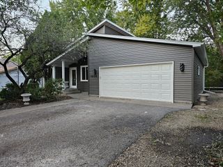 1939 Long Lake Road, New Brighton, MN 55112