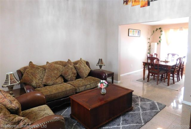 45863 BAYWOOD BLVD, Canton Charter Township, MI 48187