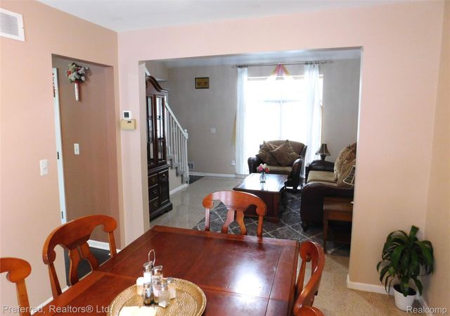 45863 BAYWOOD BLVD, Canton Charter Township, MI 48187