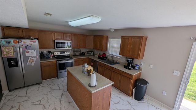 13 Hummingbird Way, Pierce Twp, OH 45102