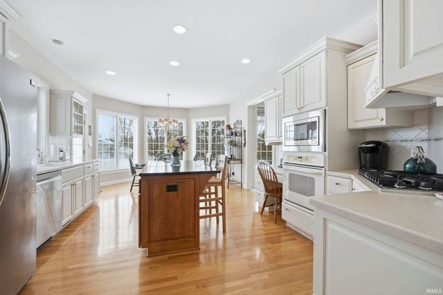 2524 Ladue Lane, Fort Wayne, IN 46804