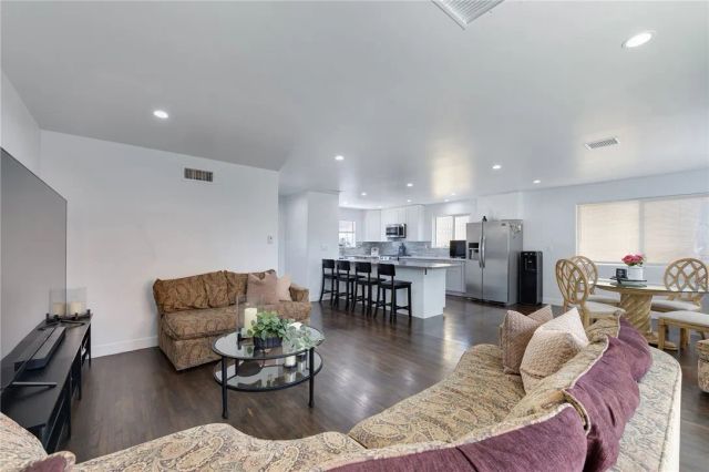 12518 Walcroft, Lakewood, CA 90715